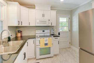 Family-Friendly Blacksburg Retreat with Playground! - Blacksburg - 3