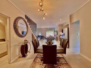 Villa in the Heart of Sandton - Joanesburgo - 0