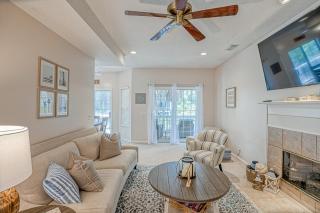 Three Bedrooms - Golf Cart and Amenity Cards Available - Fripp Island - 5