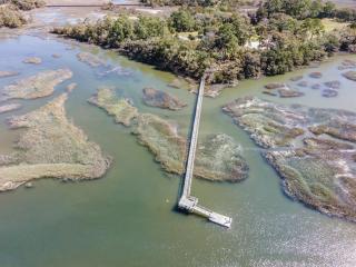 Private Retreat on Deep Water overlooking Jenkins Creek - St. Helena Island - 7