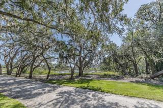Newly Renovated LowCountry Cottage with Marsh Views - Sleeps 6 - Beaufort - 7