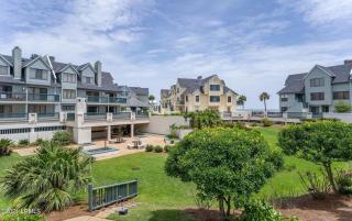 GOLF CART AVAILABLE Ocean AND Pool Views from the Porch - Fripp Island - 8