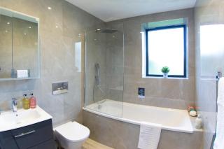 Hendon Luxury Home 2 - Hendon - 2