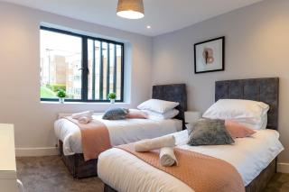 Hendon Luxury Home 2 - Hendon - 3