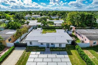 Casa De Miller - Tamiami - 9