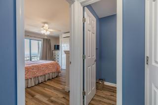 New Listing - Marsh Views Short Walk to Beach and Pools - Double Decks - - 1