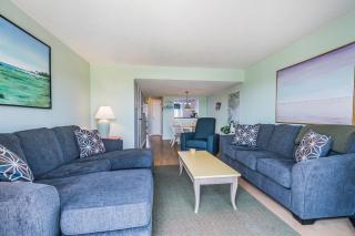 NEW LISTING! Two Bedrooms in A Building with Marsh and Ocean Views - - 5