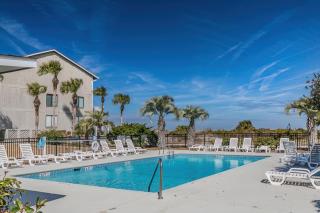 Newly Listed - Oceanfront Condo on Harbor Island - - 7