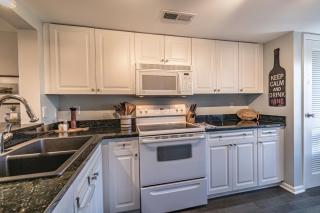 NEW LISTING - Renovated Ocean Front Harbor Island Villa - - 5