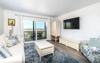 Oceanfront Corner Unit - Unobstructed Ocean Views - - 9
