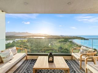 Fourteen at Mullet Bay - 2