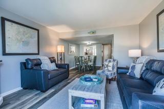 NEW LISTING! Ocean and Pool Views on Harbor Island - Short Walk to Pool and Beach - - 7