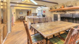 The Fish House at Norton Creek 6 Bedroom - Gatlinburg - 0