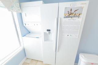 NEW LISTING Ocean Front 1 Bedroom - New Decks and Pool Access - - 4