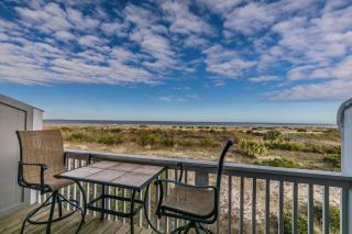 OCEANFRONT DECK! Villa with Awesome Views! Book Now! - - 3