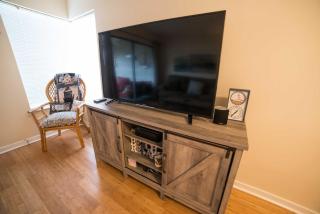 Beach house villa! Screened in porch, with views! - - 6