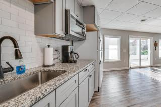 Waterfront Lake Tillery Home with Incredible Views! - Mount Gilead - 1