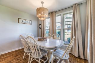 John Fripp Villa 1st Floor - Steps to beach and pool - Ocean Views - Fripp Island - 2