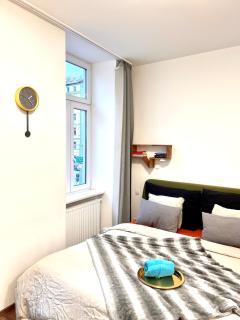 The Barts Apartments - Self Check-in - 2