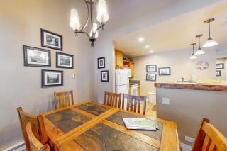 Horizons 4 158 - Mammoth Lakes - 3