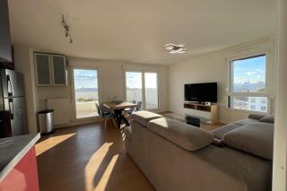 Spacious flat with terrace - Saint-Denis - 0