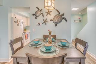 1 Mi to Ocean North Myrtle Beach Townhome - Myrtle Beach - 2