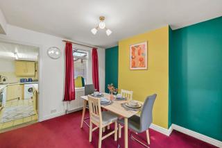 Beautiful 2 bedroom house Free Parking, Aylesbury, Adrenham st - Buckinghamshire - 8