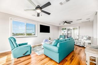 Redicare Resort - Upstairs - Galveston - 9