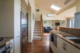 Koru Lodge - Raglan - 4