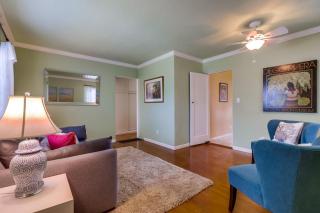 OB Smiths Cottage By The Beach - San Diego - 3