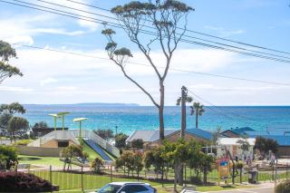 Boo's Nest at Breakers - Mollymook - 2