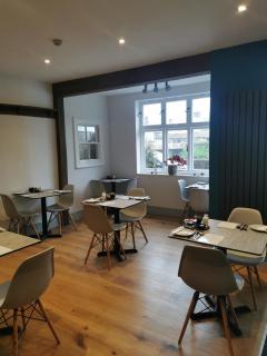 Riverside Cottage B&B - 6