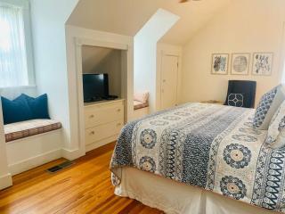 Gardens of Baron's Creek - Unit D - Fredericksburg - 4