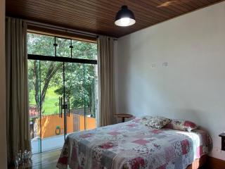 Mansão em Santo Antônio do Pinhal com 4 suítes, Wi-FI, churasqueira, casinha na árvore, bilhar e tênis de mesa - 4