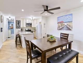 Brooks Beach Vacations Bungalow B116 Oceanside - Oceanside - 5