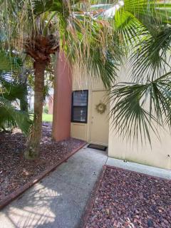 Gulf Breeze Condo w Pool Access! - Gulf Breeze - 4