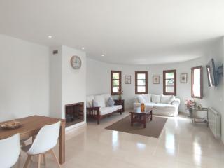 Villa mediterránea con piscina, jardín privado y 3 hab., cerca de la playa en la Costa Brava - ES-209-56 - Palamós - 1
