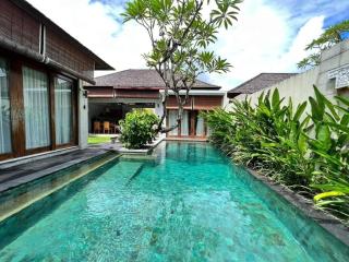 Pradha Villas Seminyak - Seminyak - 0