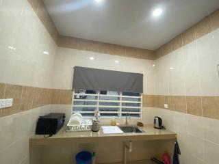LIRA COMFORT STAY - Sitiawan - 7