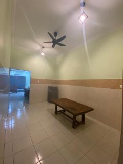LIRA COMFORT STAY - Sitiawan - 2