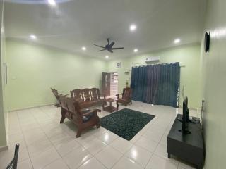 LIRA COMFORT STAY - Sitiawan - 1