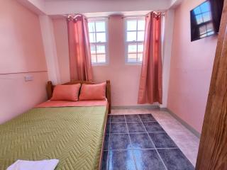 C&M Suites - Roseau - 4
