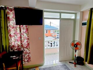 C&M Suites - Roseau - 9
