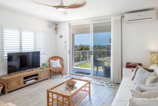 Mingara Two - oceanstays - Yamba - 3
