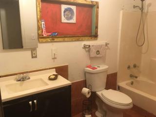 The Hawaii Red House Apartment Private - Keaau - 8
