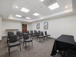 Candlewood Suites - Birmingham - Inverness by IHG - 1