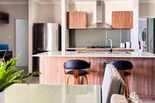 Seaside Sanctuary: Steps to Yanchep Lagoon - Yanchep - 6