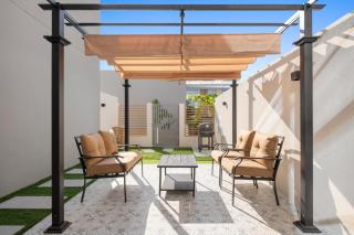 Perfect 2BR Villa Rukan - Dubai - 5