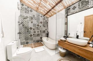 Hijau Villa by EVDEkimi Ubud - Ubud - 2