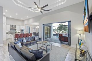 Custom built home in Tigertail with pool/spa/kayaks - 7